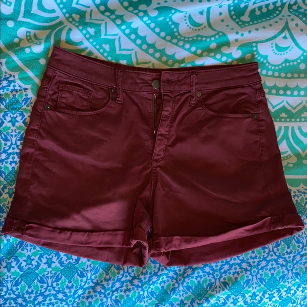 Deep red/burgundy high rise mid SHORTS